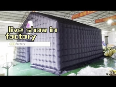 Tente de soirée gonflable portable dans le jardin extérieur