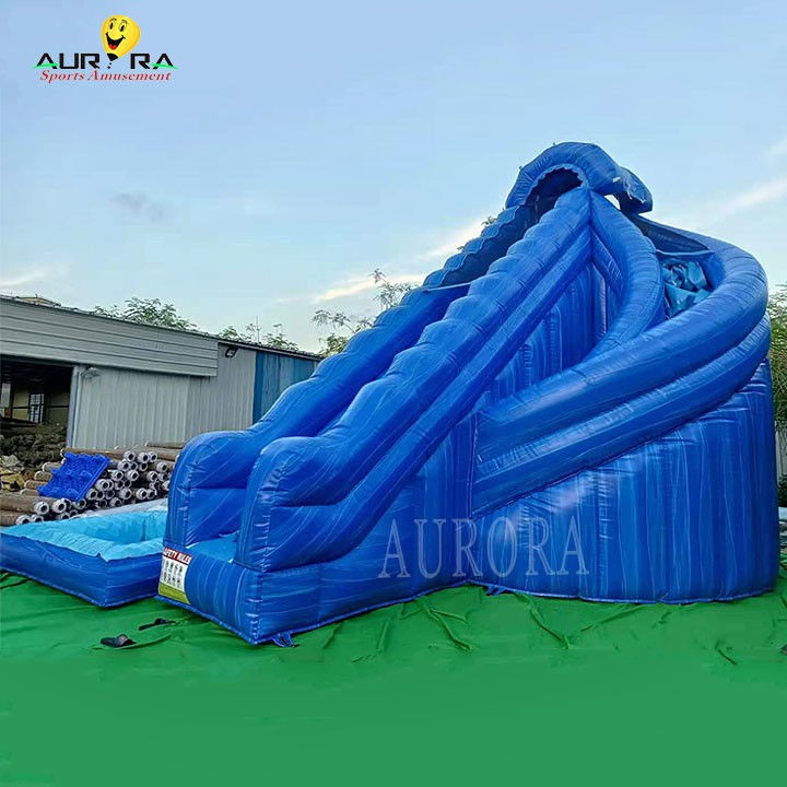 Plateau de jeux intérieur Glissière gonflable bleu pour tous les âges Taille personnalisée