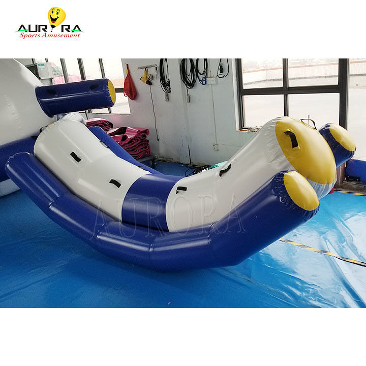 Couleur personnalisée PVC gonflable hydraulique balançoire à double balançoire jouet à eau