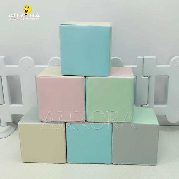 Equipement de jeu doux personnalisé coloré pour enfants à l' intérieur