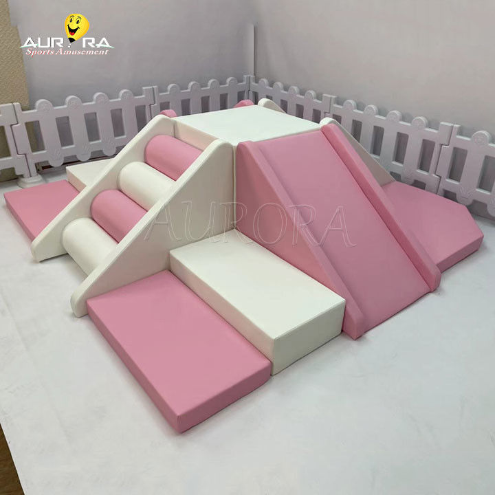 Équipement d'escalade pour enfants de petite enfance