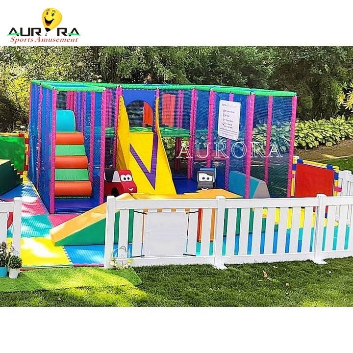 le centre de jeux pour enfants par Aurora Sports