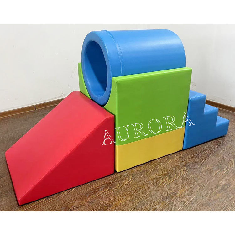 Couleurs de carnaval pour enfants mousse pastel équipement de jeux intérieurs personnalisé couleur