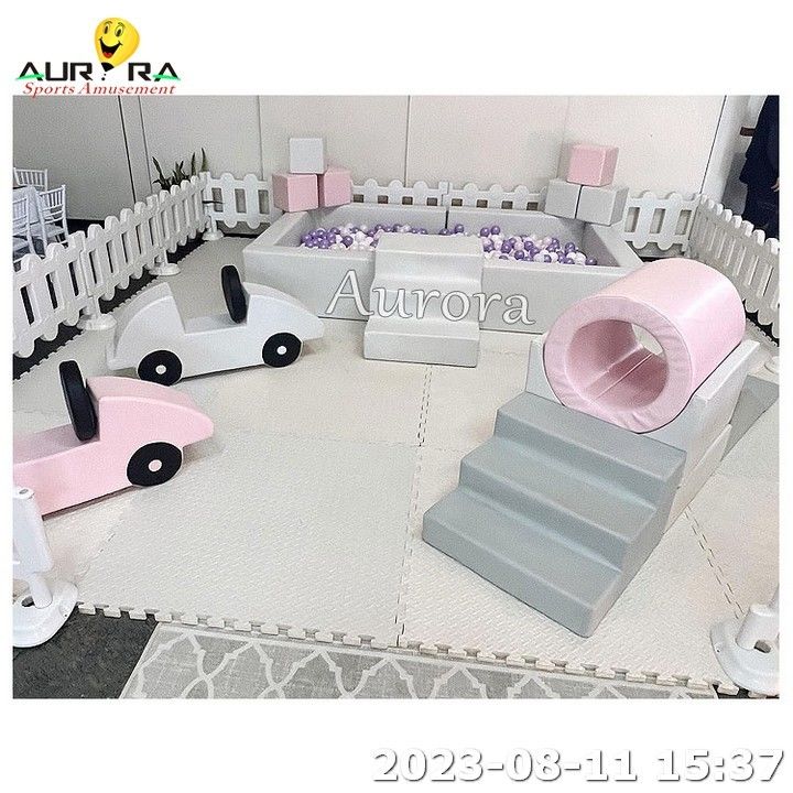Porte de jeux douce salle de jeux extérieure terrain de jeux pour enfants neutre en intérieur Jeux doux pour enfants
