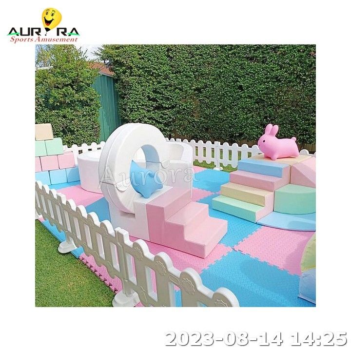 Aurora Sport Jeu doux Enfants de couleur Jeux intérieurs Filles multicolores