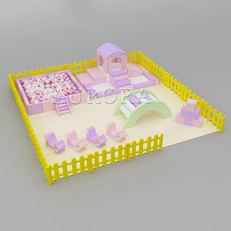 Équipement de jeu réel en moelleuse en moelleuse en mousse rose violette