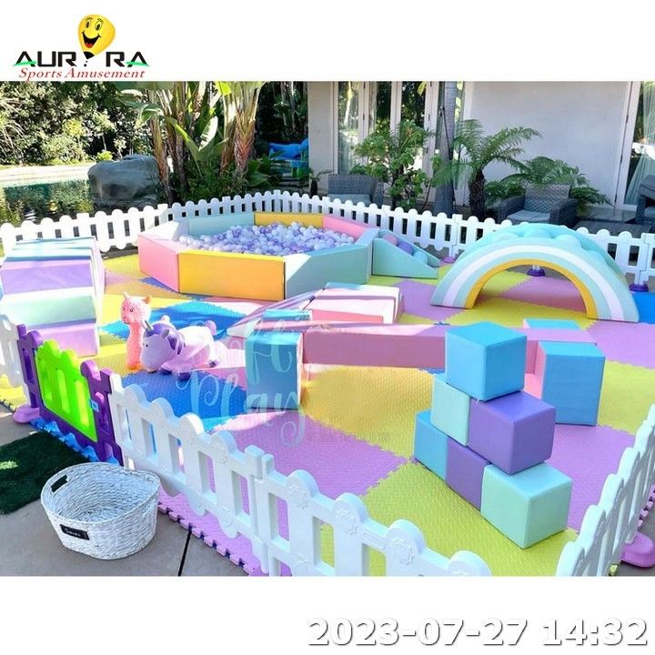 Merry Go Round Jeu doux Location d' équipement Mousse Jeu doux Terrain pour enfants