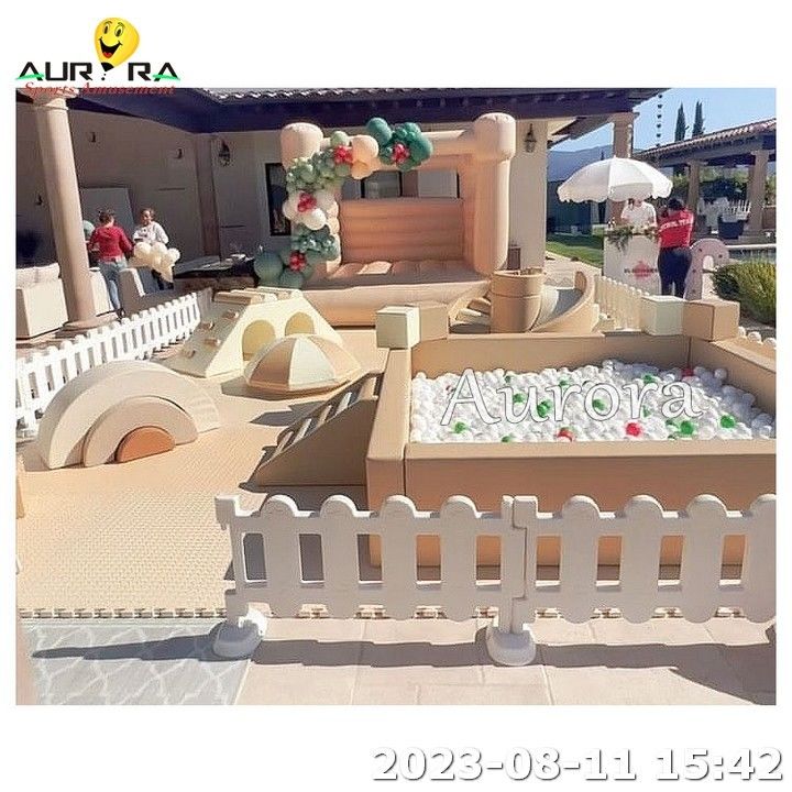 Ensemble de jeux doux Beige et blanc Couleurs neutres Centre de fête pour enfants Équipement de jeux doux