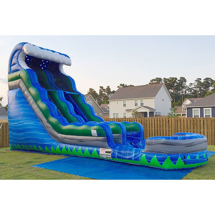 Grand toboggan gonflable lac gonflable parc aquatique pour enfants et adultes en plein air