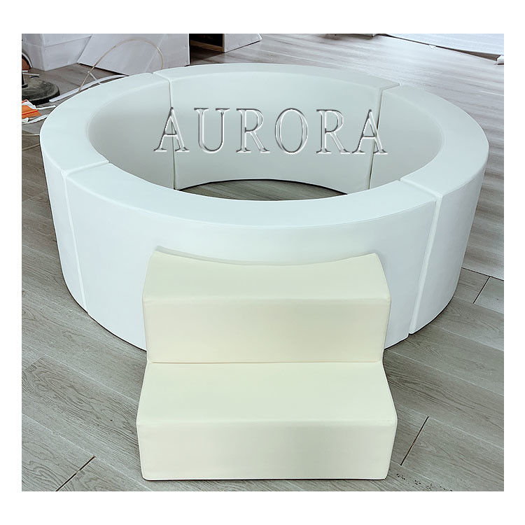 Ensemble de jeux doux équipement extérieur blanc avec paquet de couleurs nues pour enfants